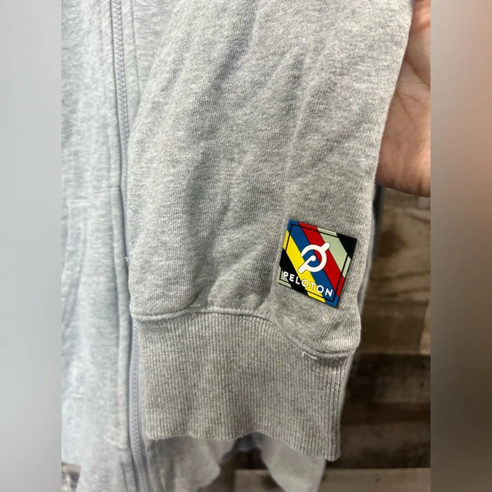 Peloton Hoodie Mens X-Large Sweatshirt Zip Up - Picture 3 of 5